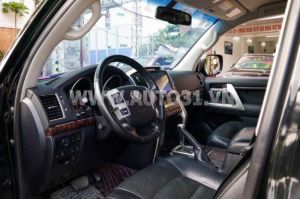 Xe Toyota Land Cruiser VX 4.6 V8 2014