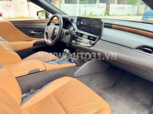 Xe Lexus ES 250 2022
