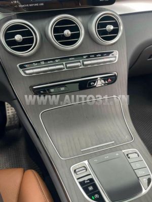 Xe Mercedes Benz GLC 300 4Matic 2022