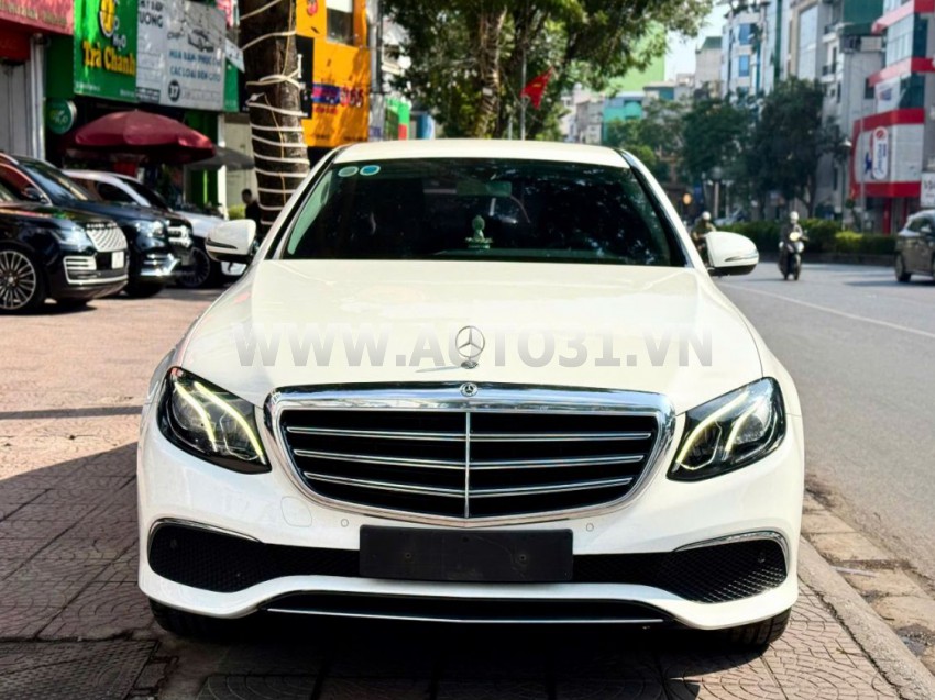 Mercedes Benz E200