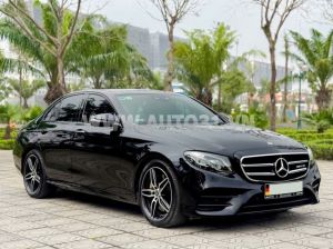 Xe Mercedes Benz E class E300 AMG 2019