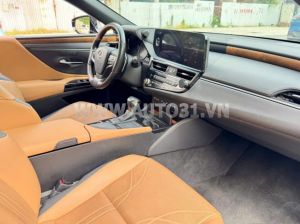 Xe Lexus ES 250 2022