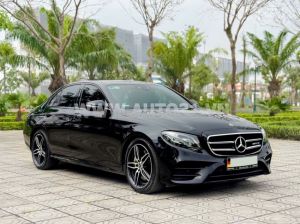 Xe Mercedes Benz E class E300 AMG 2019