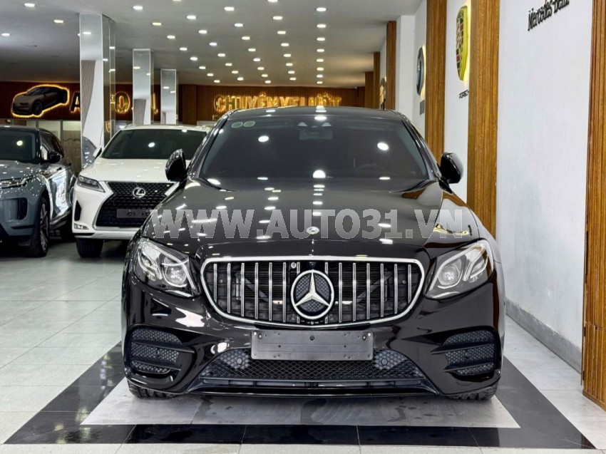 Mercedes Benz E300 AMG 2019