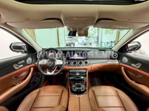 Xe Mercedes Benz E class E300 AMG 2019