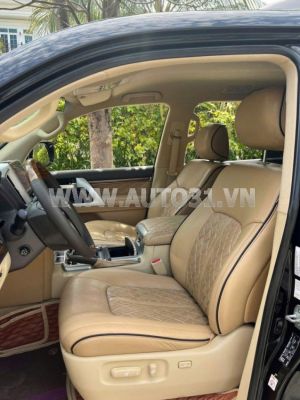 Xe Toyota Land Cruiser VX 4.6 V8 2016