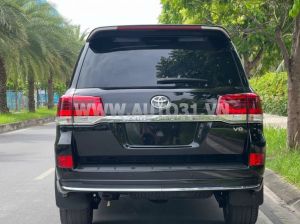Xe Toyota Land Cruiser 4.6 V8 2019