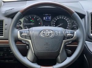 Xe Toyota Land Cruiser VX.R 5.7 V8 2016