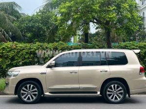 Xe Toyota Land Cruiser VX.R 5.7 V8 2016