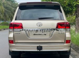 Xe Toyota Land Cruiser VX.R 5.7 V8 2016