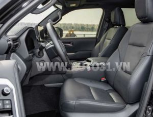 Xe Toyota Land Cruiser 3.5 V6 2025