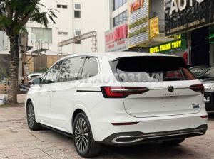 Xe Volkswagen Viloran Luxury 2024