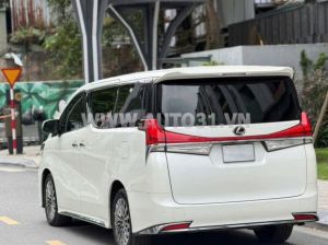 Xe Lexus LM 350 2021