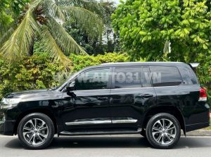 Xe Toyota Land Cruiser 4.6 V8 2019