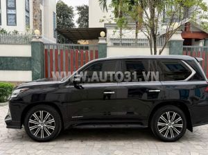 Xe Lexus LX 570 Super Sport 2021