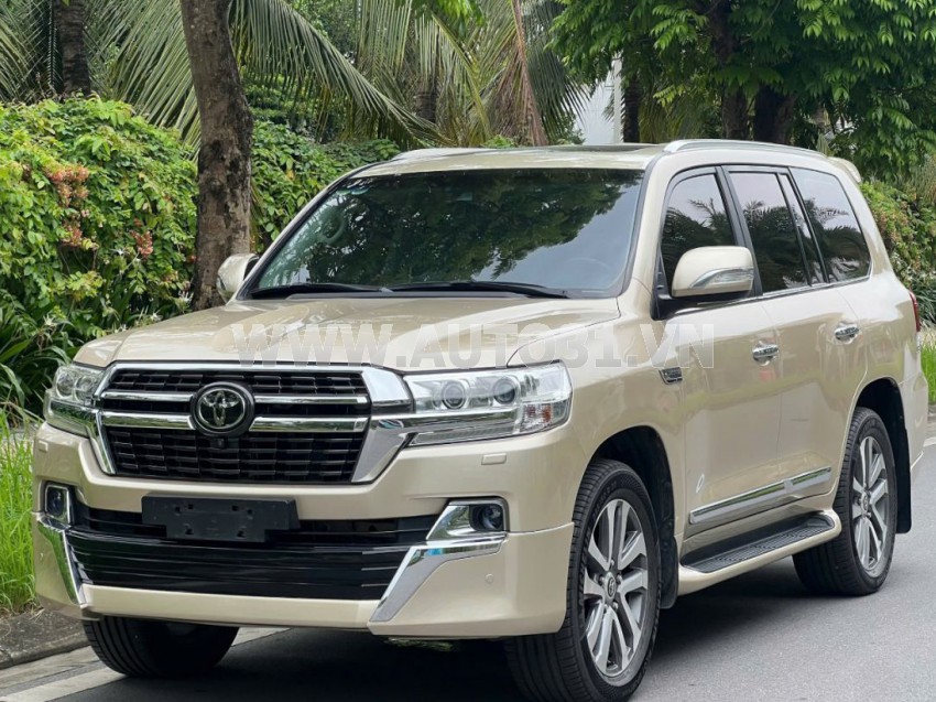 Toyota Land Cruiser VX.R 5.7 V8 2016