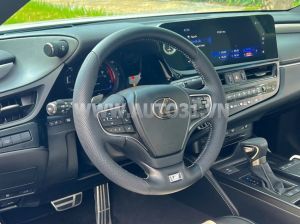 Xe Lexus ES 250 F Sport 2022
