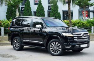 Xe Toyota Land Cruiser 3.5 V6 2024