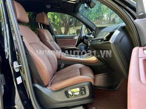 Xe BMW X7 xDrive40i 2023