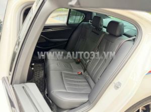 Xe BMW 5 Series 530i M Sport 2021
